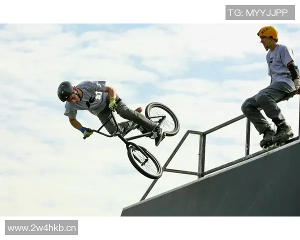 深圳极限运动队创佳绩再攀高峰引领极限运动新潮流 深圳极限运动队创佳绩再攀高峰引领极限运动新潮流